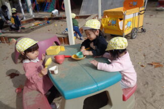 お砂場で（つき組）