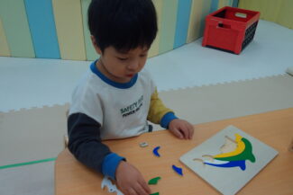 穏やかな週明け。そら組はパズル