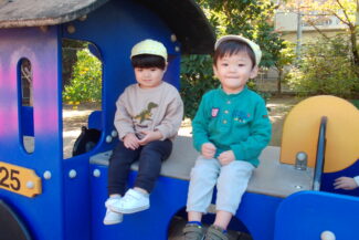 園庭で（つき組）