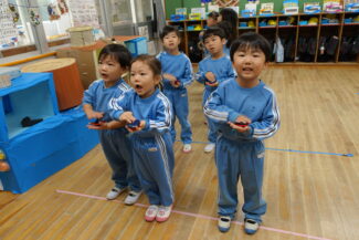 <span class="title">保護中: 今日の幼稚園</span>