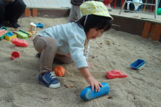 つき組さんもお外で遊びました