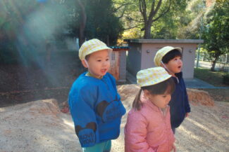 お山の公園で（つき組）