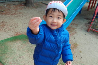 園庭で元気いっぱい（そら組）