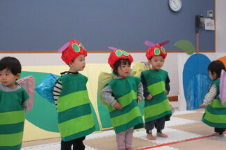 衣装を着けて練習しました（ほし組・つき組）