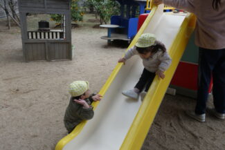 お砂場で（つき組）