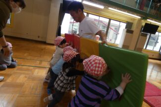 初めての体操（そら組）