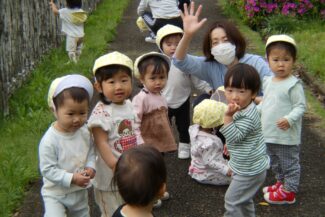 新緑に包まれて（つき組）