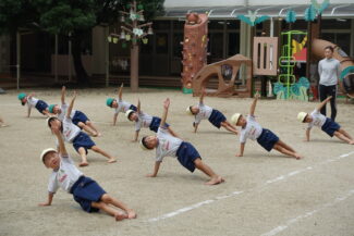 <span class="title">保護中: 今日の幼稚園</span>